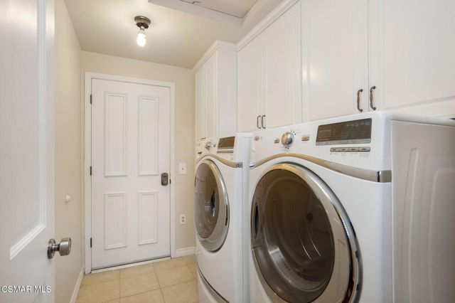 5750 Hempstead Drive, Agoura Hills, CA 91301