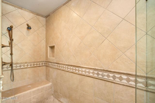 5750 Hempstead Drive, Agoura Hills, CA 91301