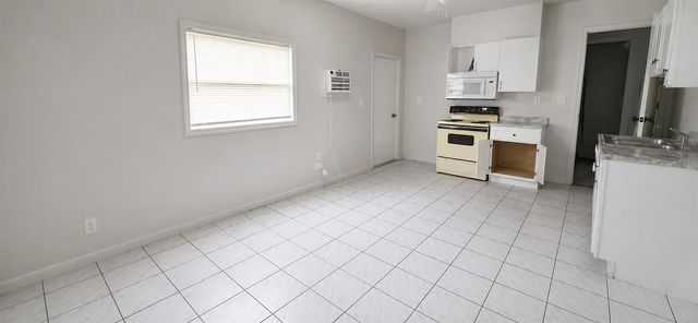 12142 MARGARITA AVENUE, North Port, FL 34287