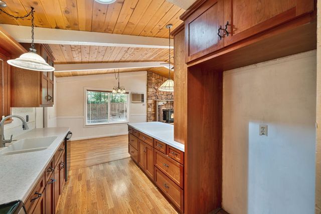 6160 Bucktail Ln, Pollock Pines, CA 95726