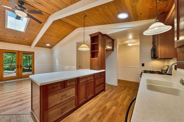 6160 Bucktail Ln, Pollock Pines, CA 95726