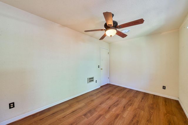 6160 Bucktail Ln, Pollock Pines, CA 95726