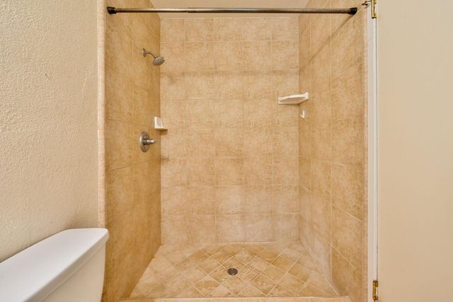 6160 Bucktail Ln, Pollock Pines, CA 95726
