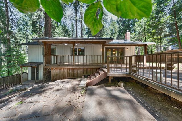 6160 Bucktail Ln, Pollock Pines, CA 95726