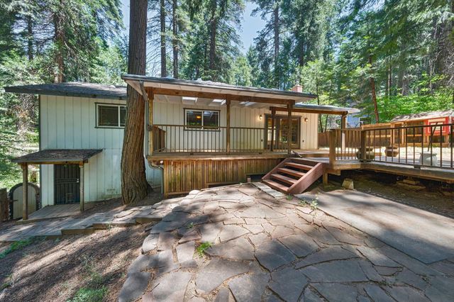 6160 Bucktail Ln, Pollock Pines, CA 95726