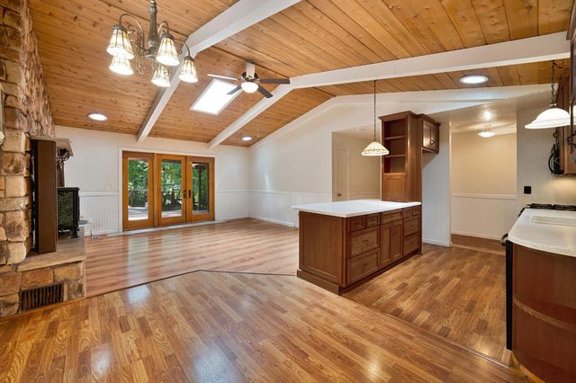 6160 Bucktail Ln, Pollock Pines, CA 95726