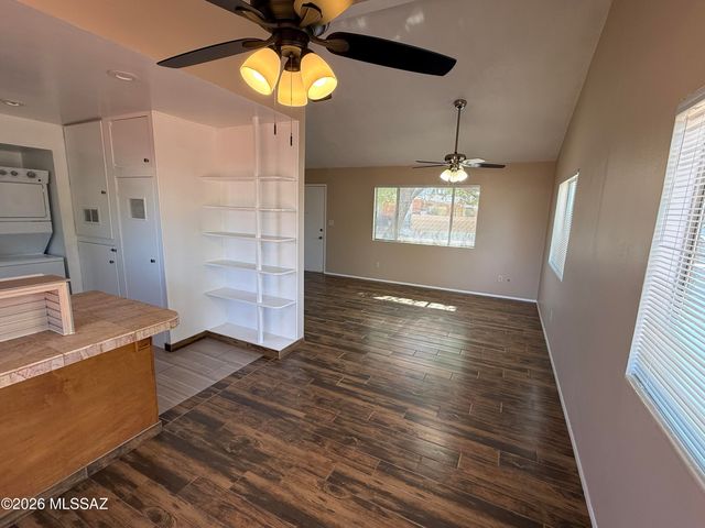 2525 N Cherry Avenue, Tucson, AZ 85719