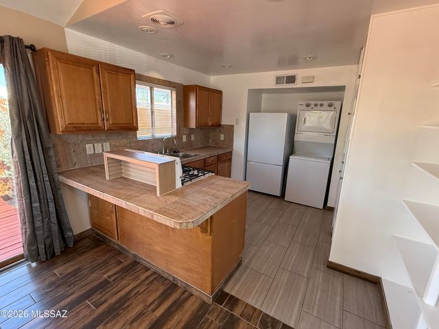 2525 N Cherry Avenue, Tucson, AZ 85719