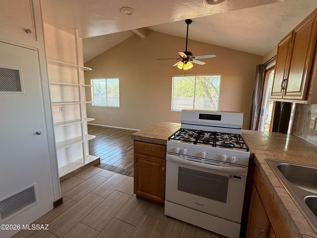 2525 N Cherry Avenue, Tucson, AZ 85719