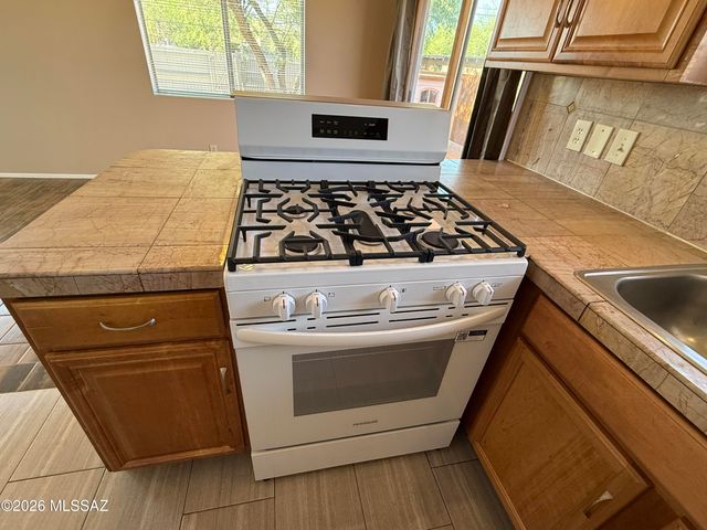 2525 N Cherry Avenue, Tucson, AZ 85719
