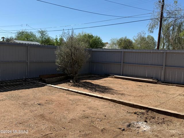 2525 N Cherry Avenue, Tucson, AZ 85719