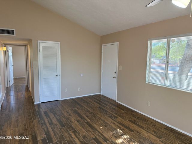 2525 N Cherry Avenue, Tucson, AZ 85719