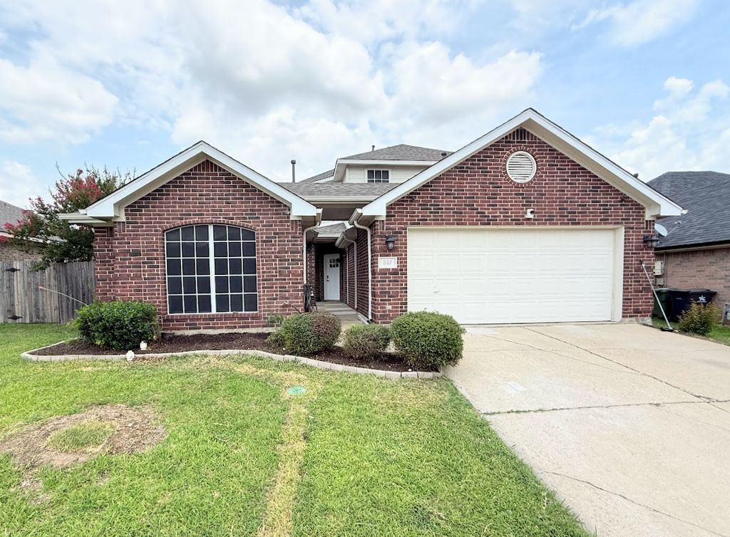 337 Mesquite Hill Drive, Arlington, TX 76002