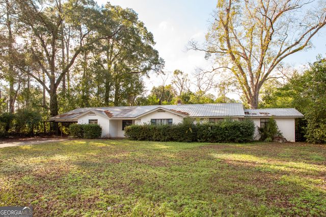 2109 NEAL, Waycross, GA 31503