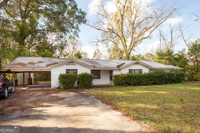 2109 NEAL, Waycross, GA 31503