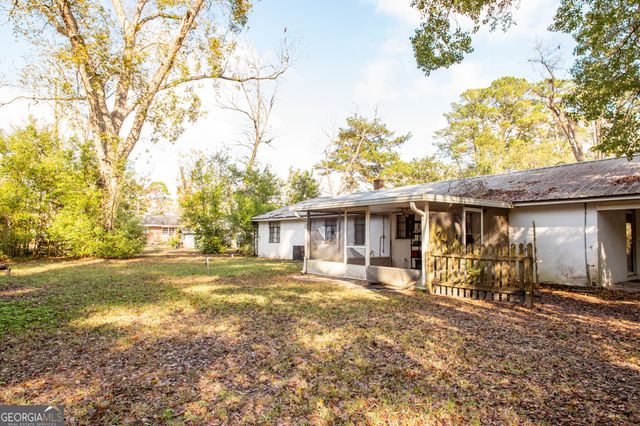 2109 NEAL, Waycross, GA 31503