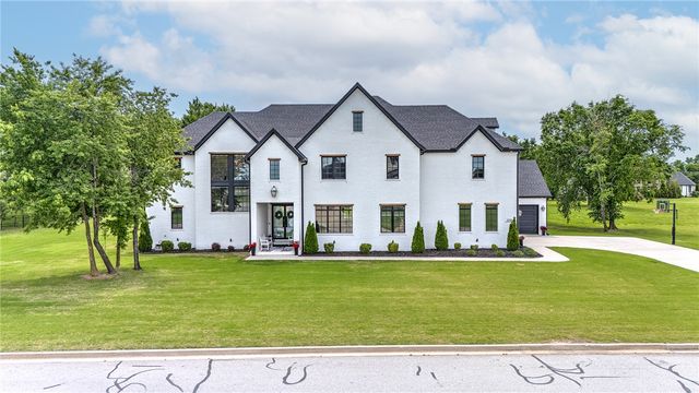 1721 Westend Avenue, Centerton, AR 72719
