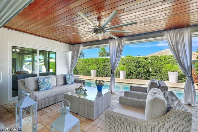 1350 Waikiki CT, Marco Island, FL 34145