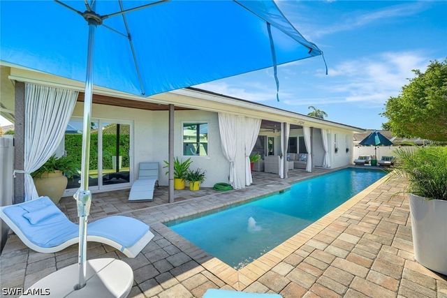 1350 Waikiki CT, Marco Island, FL 34145