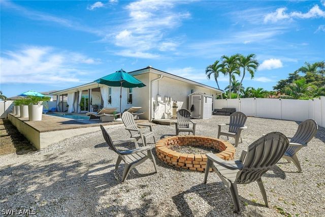 1350 Waikiki CT, Marco Island, FL 34145