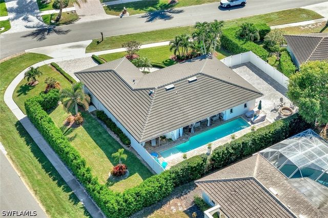 1350 Waikiki CT, Marco Island, FL 34145