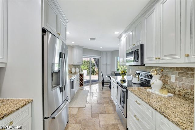 1350 Waikiki CT, Marco Island, FL 34145