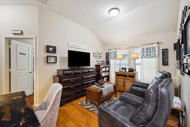 1922 Cadbury Castle Lane, Fresno, TX 77545