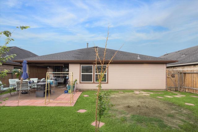 1922 Cadbury Castle Lane, Fresno, TX 77545