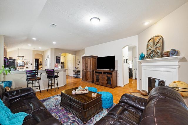 1922 Cadbury Castle Lane, Fresno, TX 77545