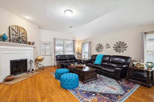 1922 Cadbury Castle Lane, Fresno, TX 77545