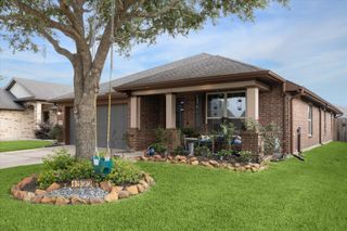 1922 Cadbury Castle Lane, Fresno, TX 77545