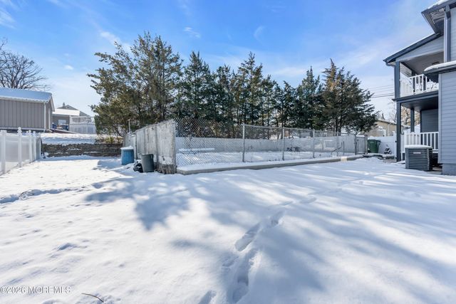 42 Dane Street, Sayreville Boro, NJ 08872