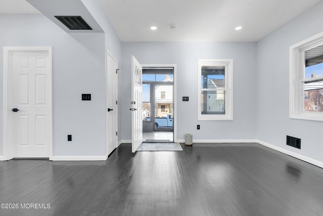 42 Dane Street, Sayreville Boro, NJ 08872