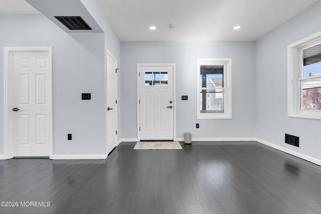 42 Dane Street, Sayreville Boro, NJ 08872