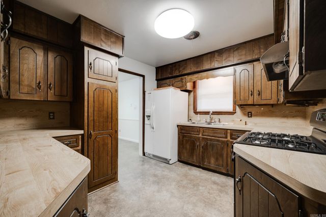 1413 Graham Rd, Jacksonville, AR 72076