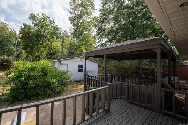 1413 Graham Rd, Jacksonville, AR 72076