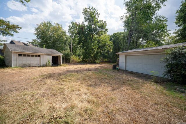 1413 Graham Rd, Jacksonville, AR 72076