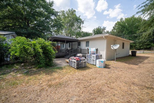 1413 Graham Rd, Jacksonville, AR 72076