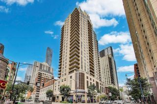 635 N Dearborn Street 2104, Chicago, IL 60654