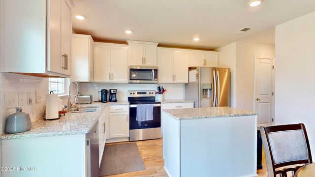 509 Dakota Avenue, New Bern, NC 28560