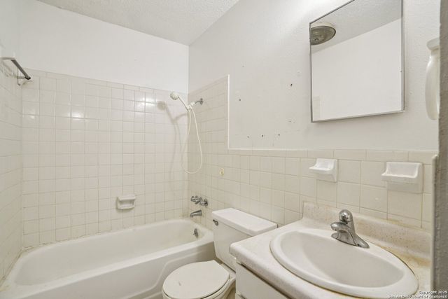 3818 Sherril Brook, San Antonio, TX 78228