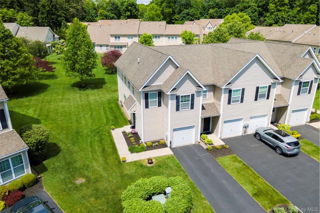 1 Halley Court, Poughkeepsie, NY 12601