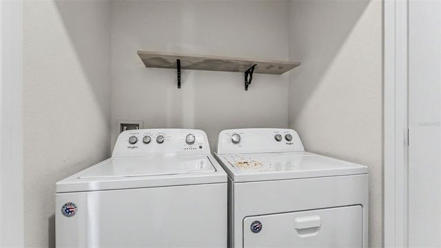 524 BURNHAM CIRCLE, Auburndale, FL 33823