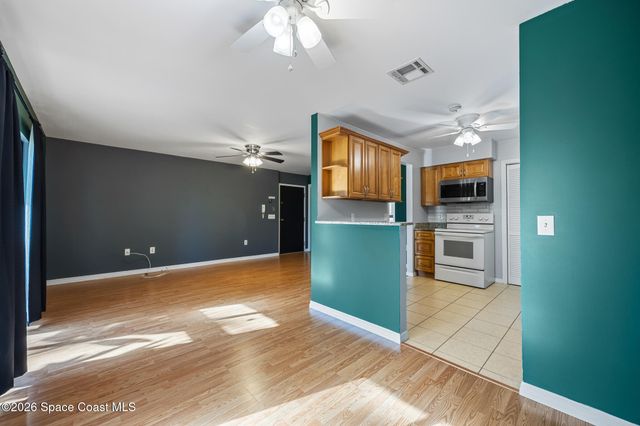 9002 Wedgewood Place 5c, West Melbourne, FL 32904