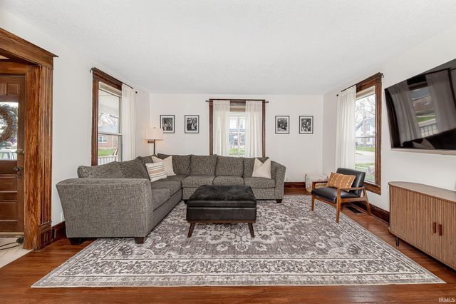 332 N Line Street, Columbia City, IN 46725