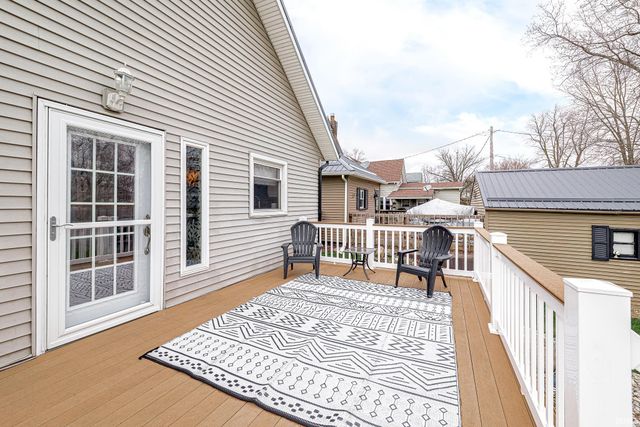 332 N Line Street, Columbia City, IN 46725