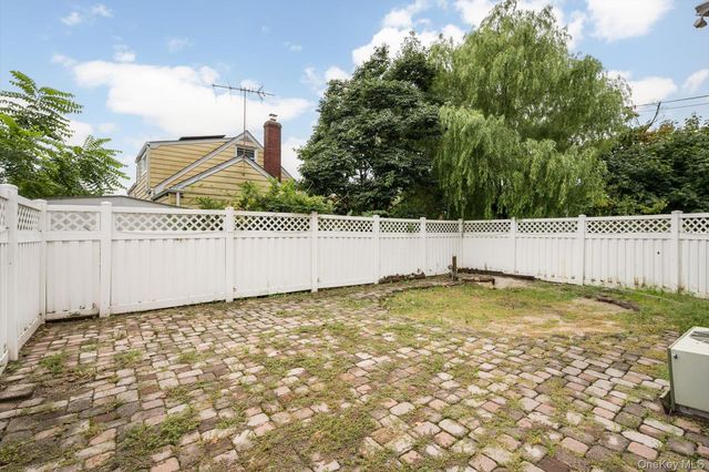 2563 Milburn Avenue, Baldwin, NY 11510