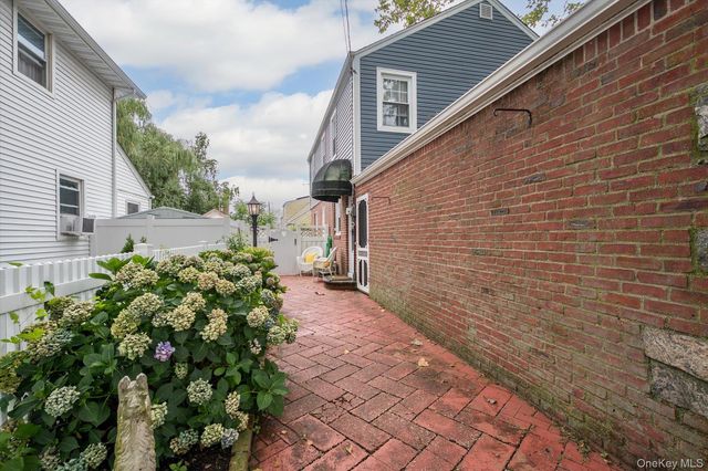 2563 Milburn Avenue, Baldwin, NY 11510