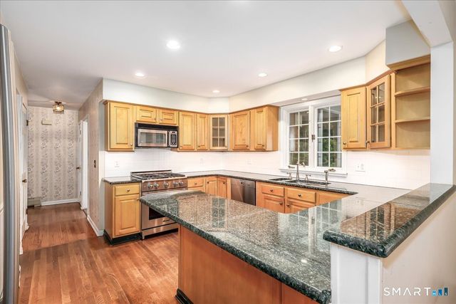 264 Chestnut Land Road, New Milford, CT 06776
