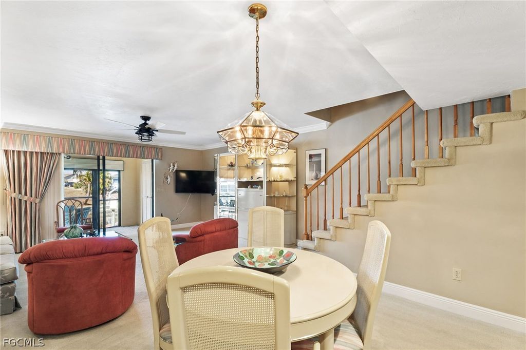 Image 15 of property listing at 1109 SE 40th ST 106, Cape Coral, FL 33904